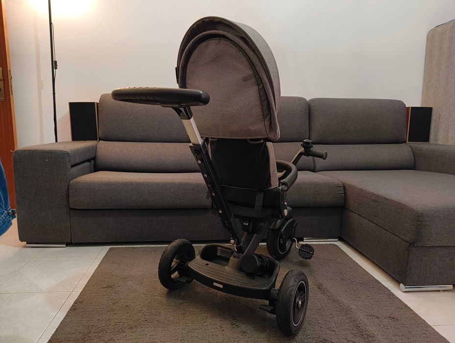 Triciclo KINDERKRAFT ajustável
