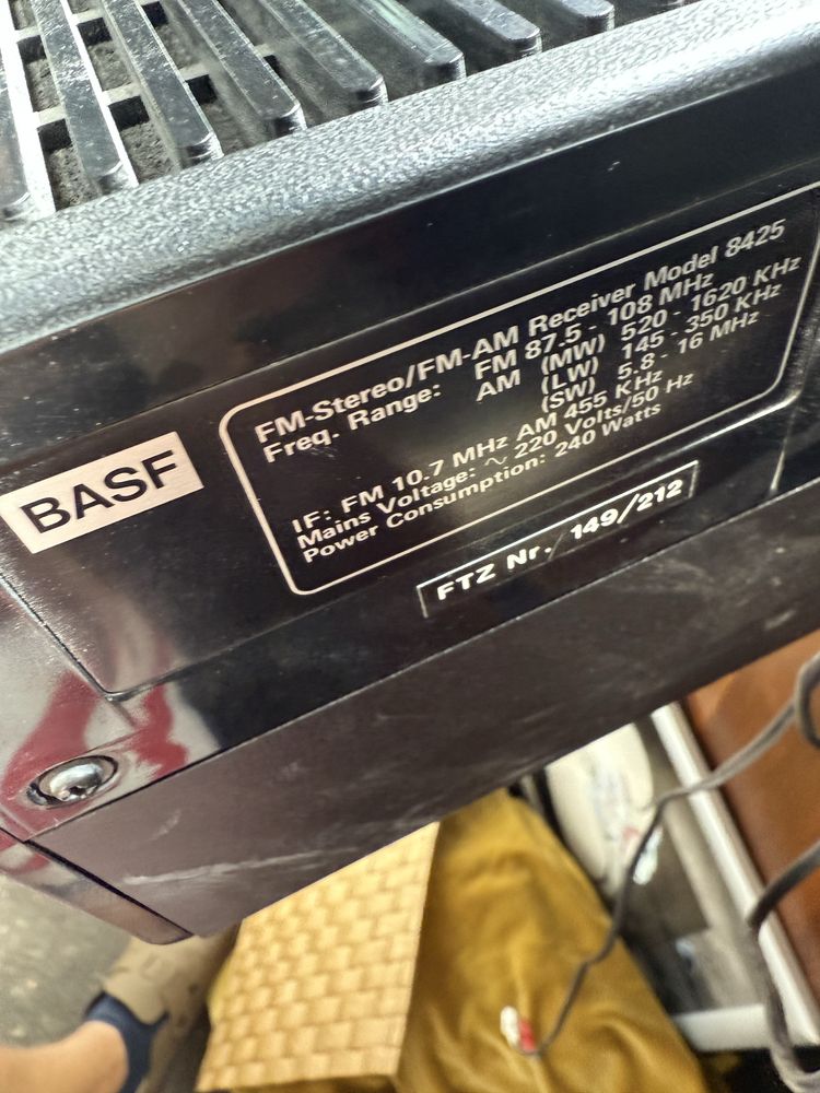 Amplituner Basf 8425 HiFi plus technics dodatki plus kolumny