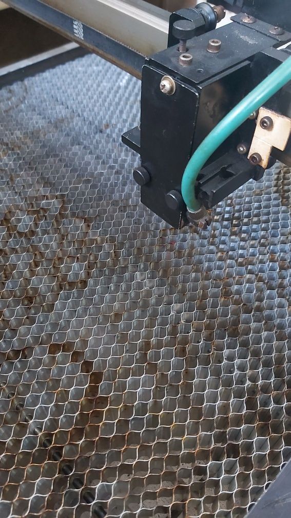 Laser pro mercury 2