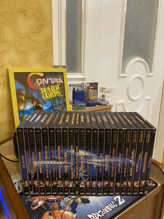 Джеймс Бонд 22 фільми Колекційні двухдискові видання Кіноманія