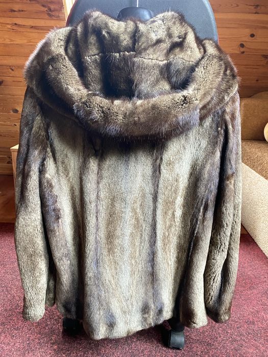 Шуба норковая с капюшоном