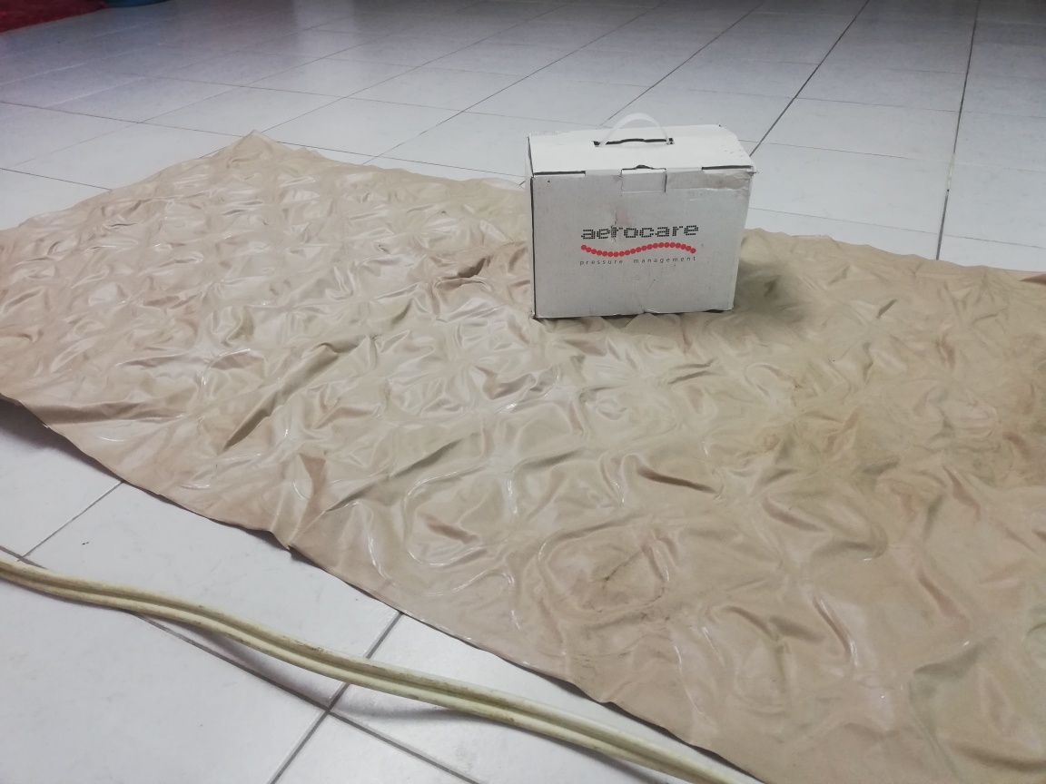 Colchão de pressão alterna com motor pronto a usar