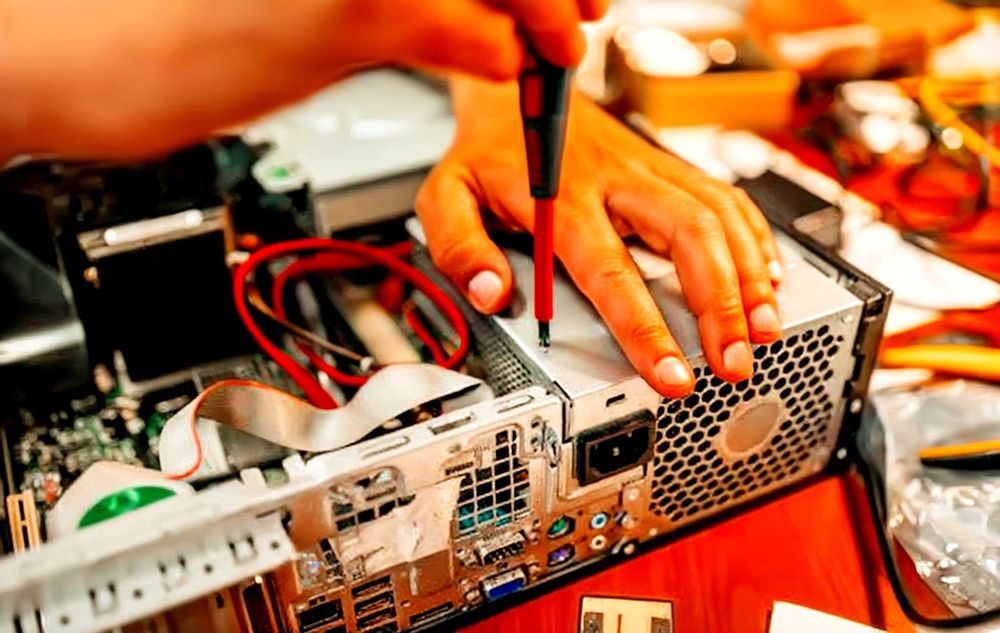 Ремонт комп'ютерів, ноутбуків, телевізорів, зарядних станцій Екофло