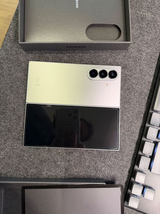 Samsung Galaxy Z Fold7 512GB – como novo!