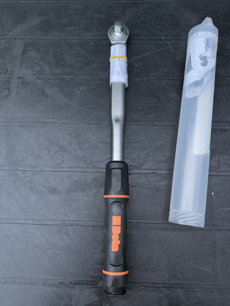 Klucz dynamometryczny BETA 666N/20
