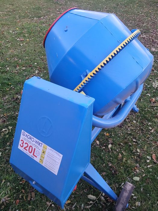 Betoniarka Agrowikt BWA 320 200 litrów 400 v nowa