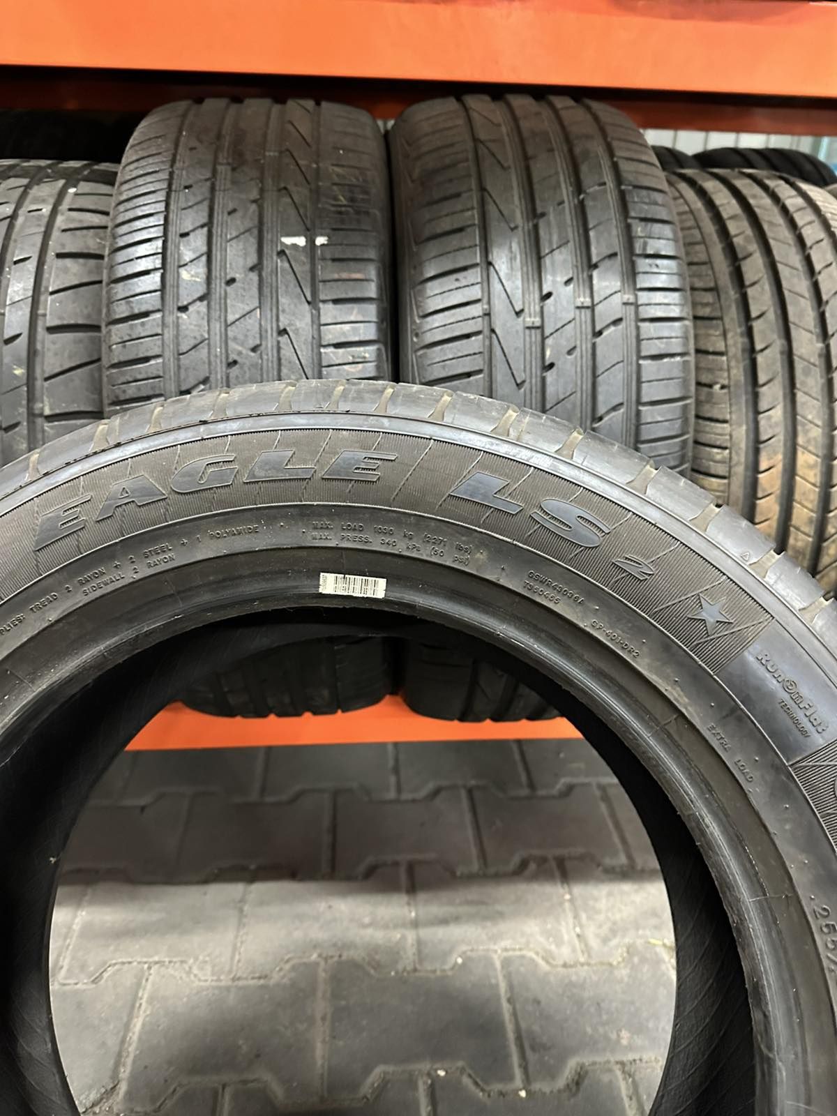 Шини Резина 255/55 R18 109H Good Year Eagle LS2 Run Flat