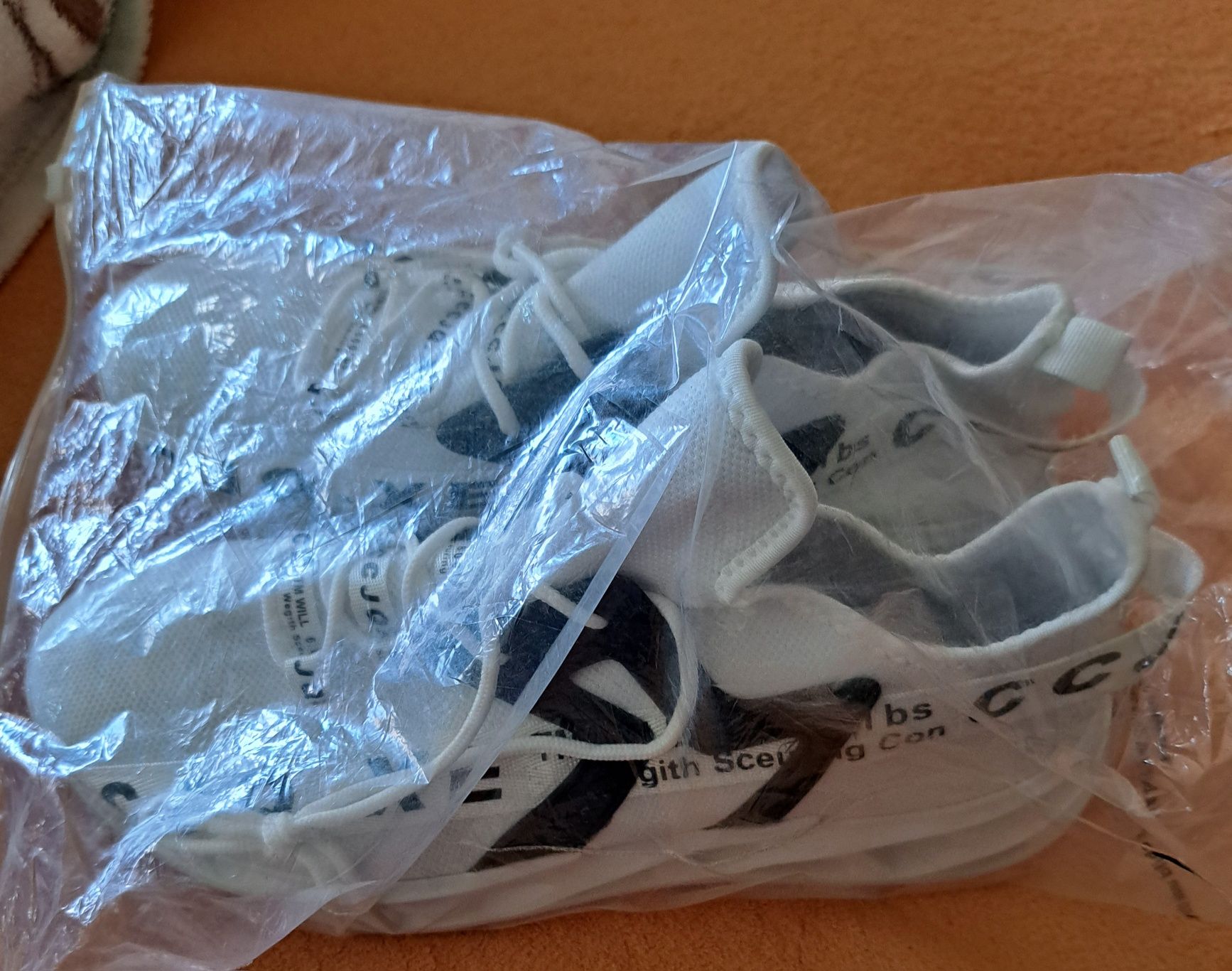 Vende-se estes tennis