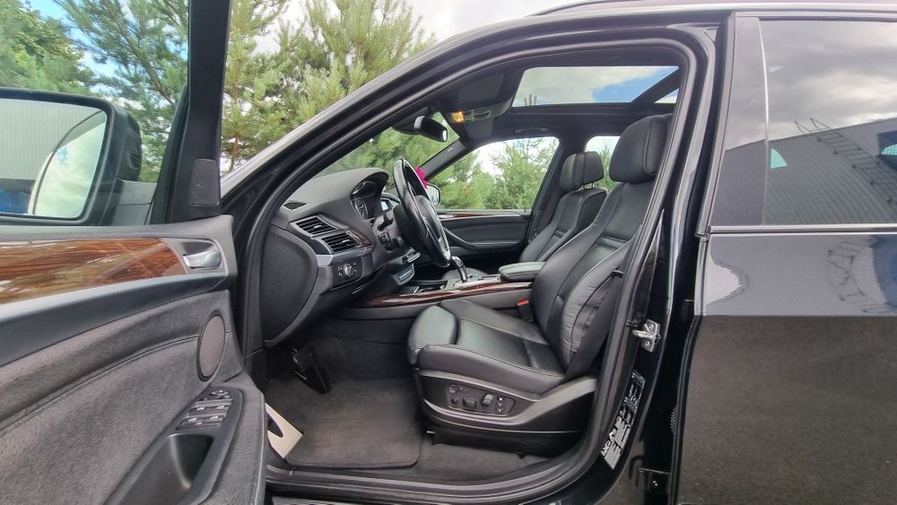 Bmw X5 - M sport 3.0tdi avtomat 8st 2012p