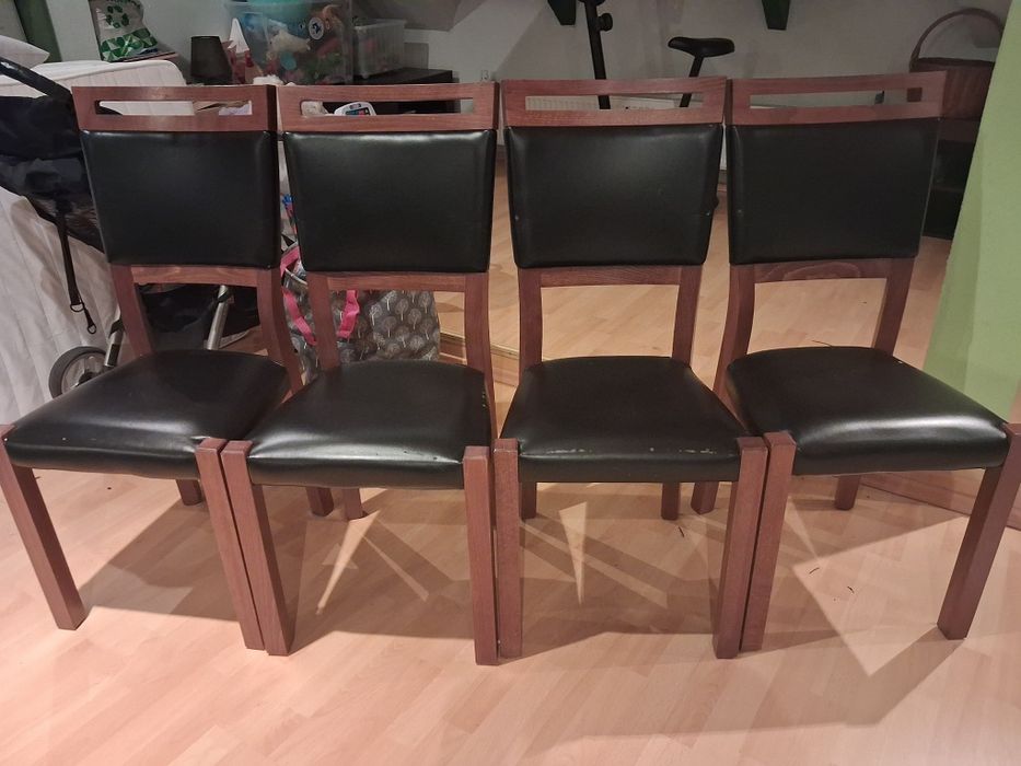 4 krzesla Gent Black Red White