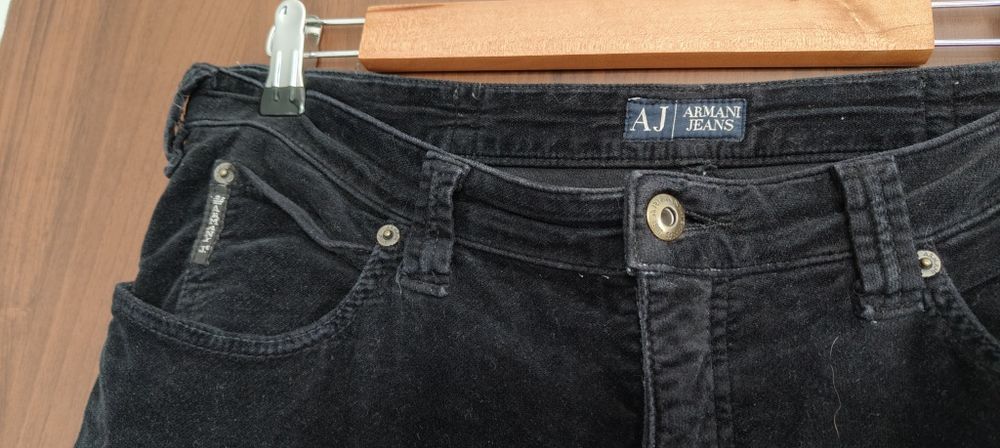 34 L xl czarne spodnie męskie sztruks sztruksy Giorgio Armani