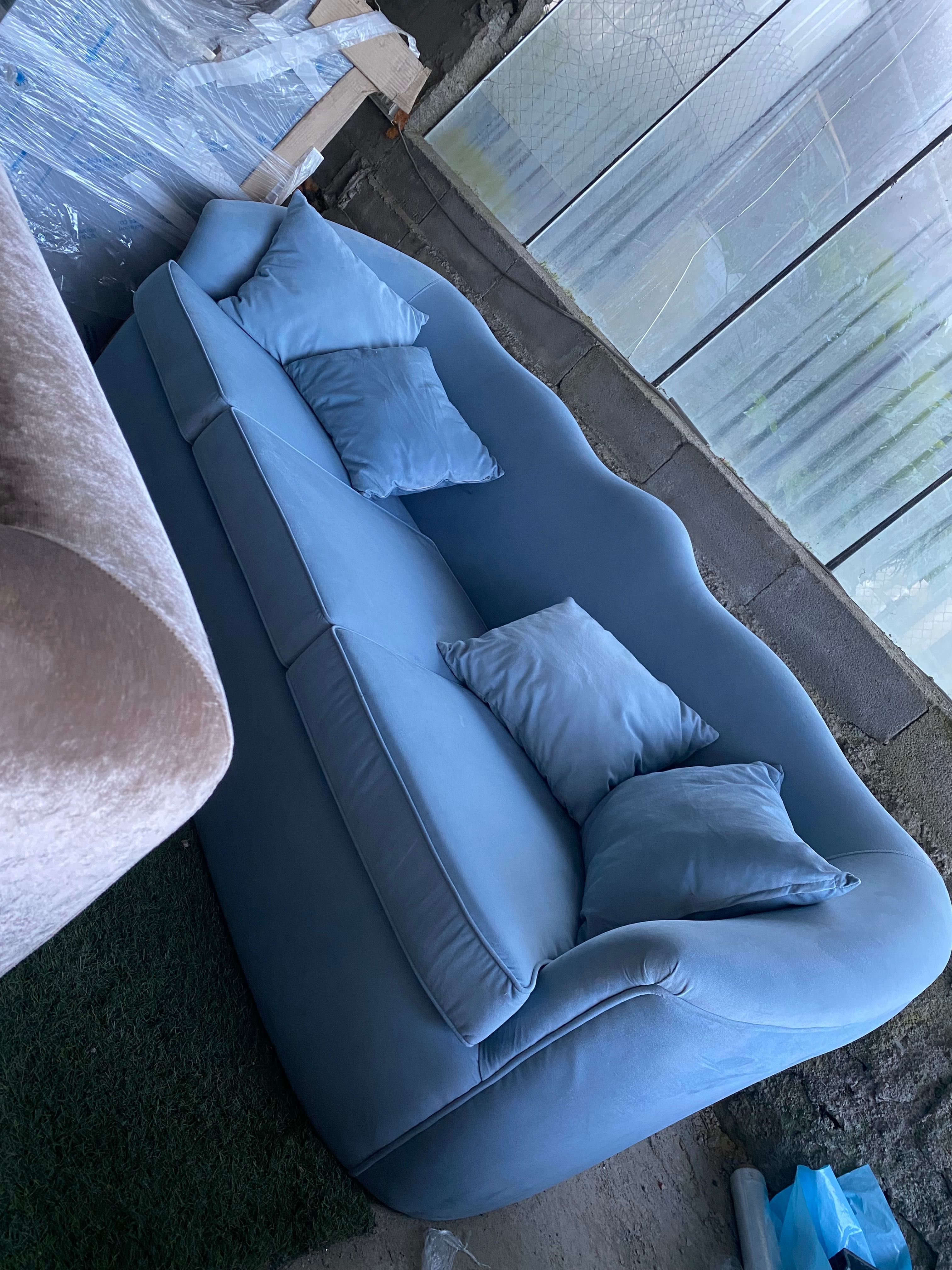 Sofá desing azul