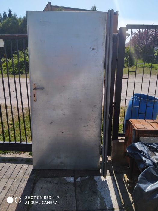 Drzwi ocynk budowlane + futryny