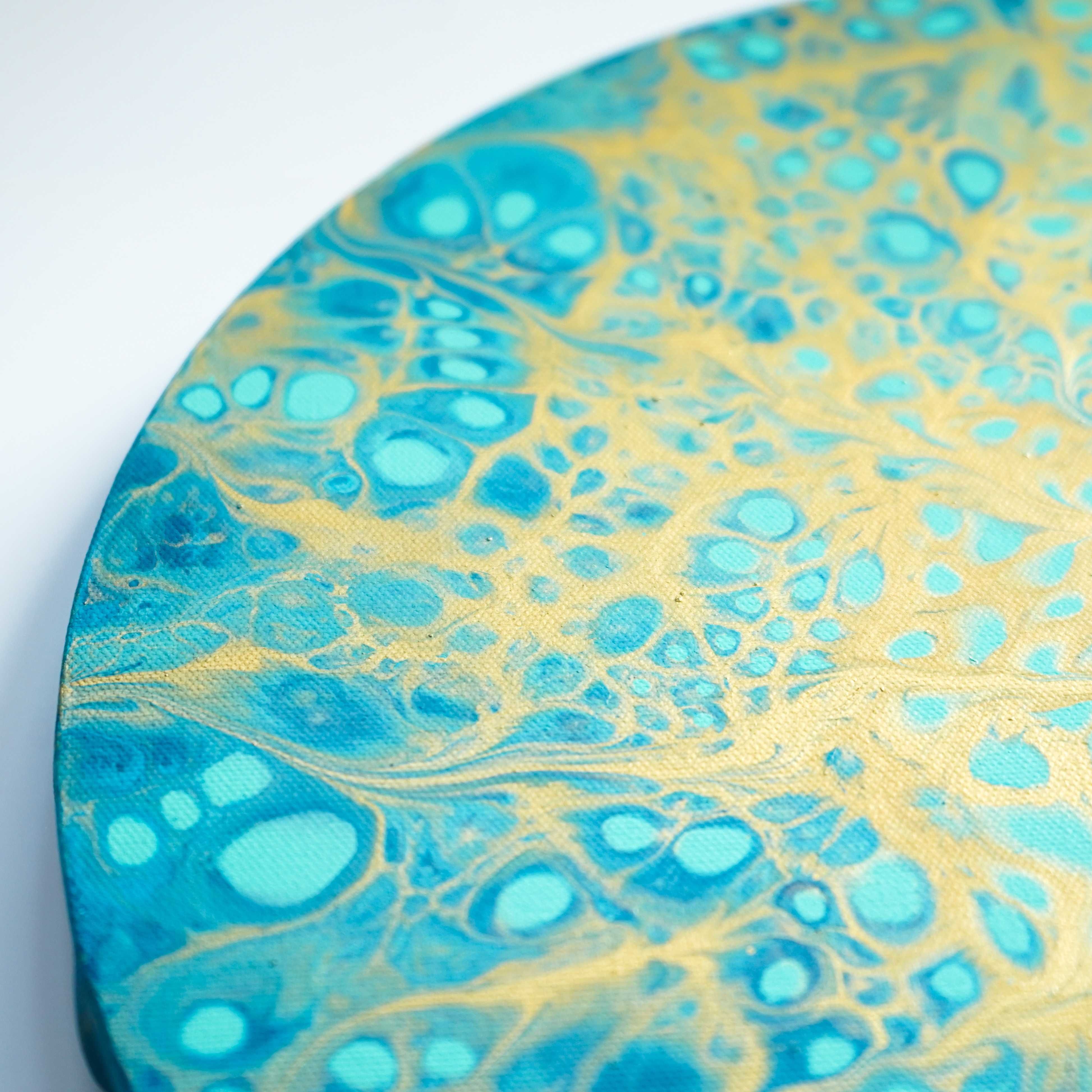 Okrągły obraz "Serce Oceanu" średnica 40 cm acrylic pouring