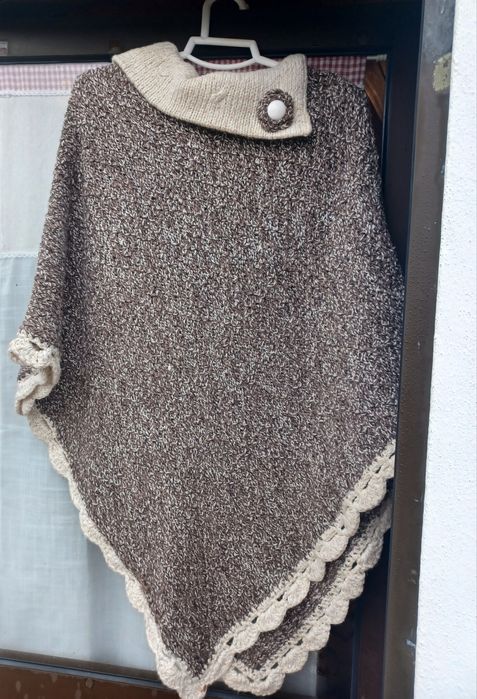 Mantinha ( feita á mão)