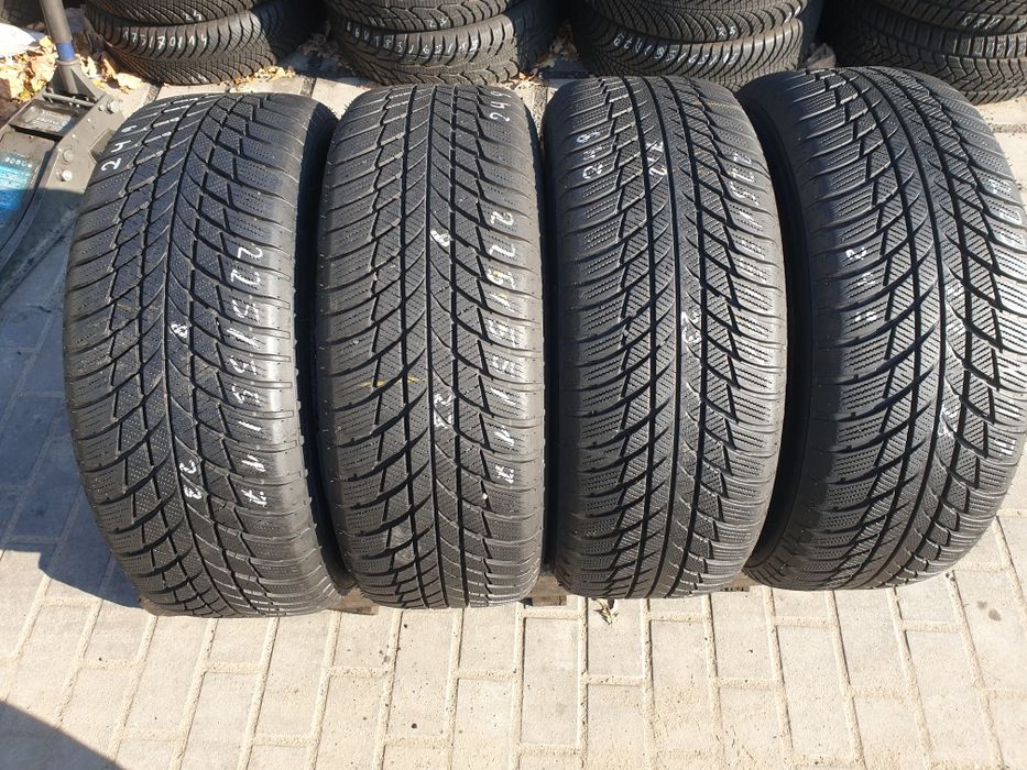 Opony 225/55R17 Bridgestone Blizzak 2023r Super stan Zima Zimowe