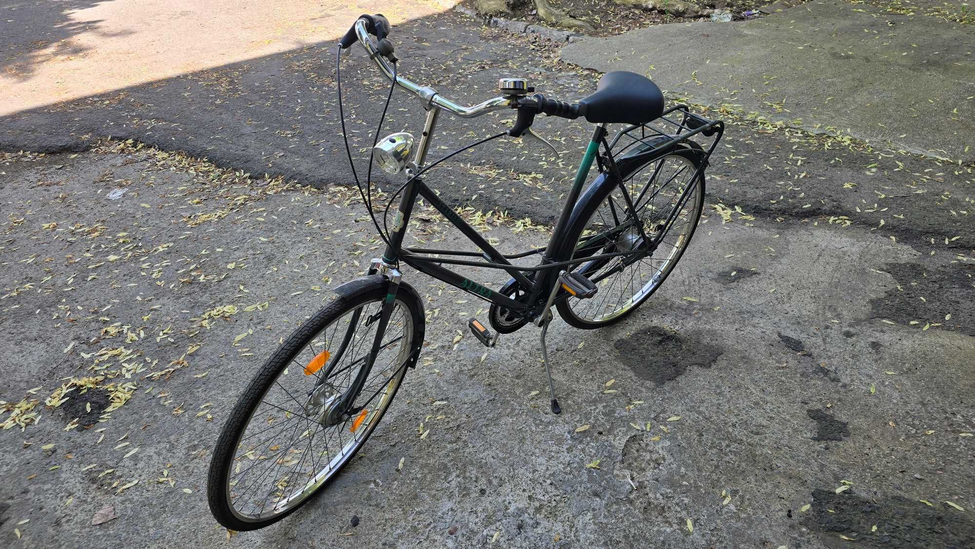 Rower Altra, typowa holenderska damka, city bike