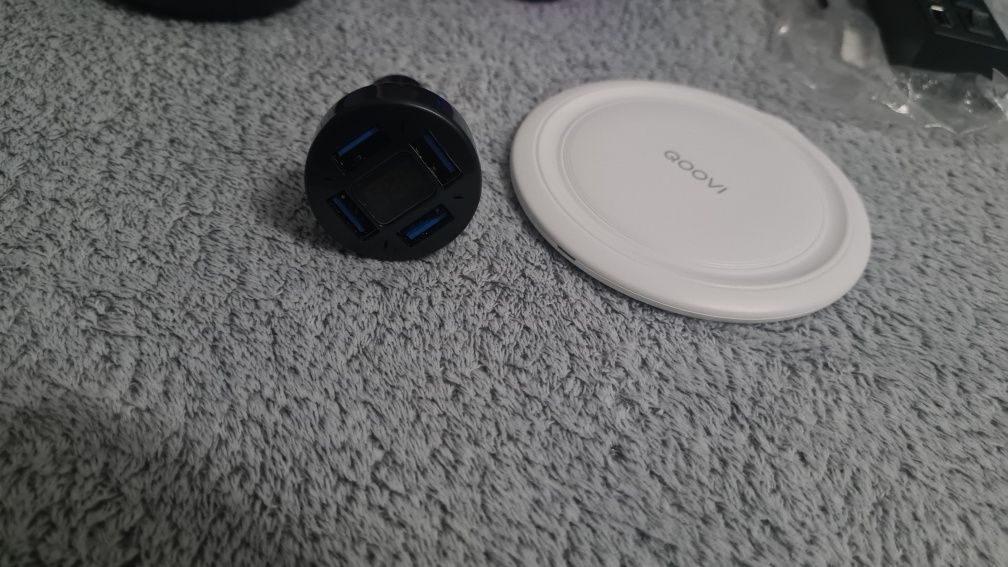 Głośnik bluetooth oraz ładowarki