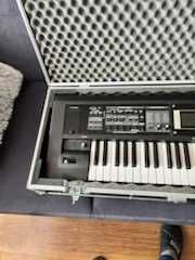 keyboard roland GW - 8