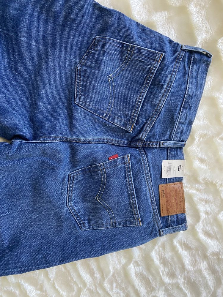 Джинси levis 501