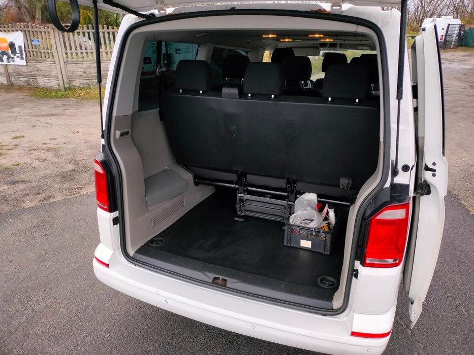 Volkswagen Caravella z 2016r. 2.0TDI 102KM KLIMA!!! 9-osobowy