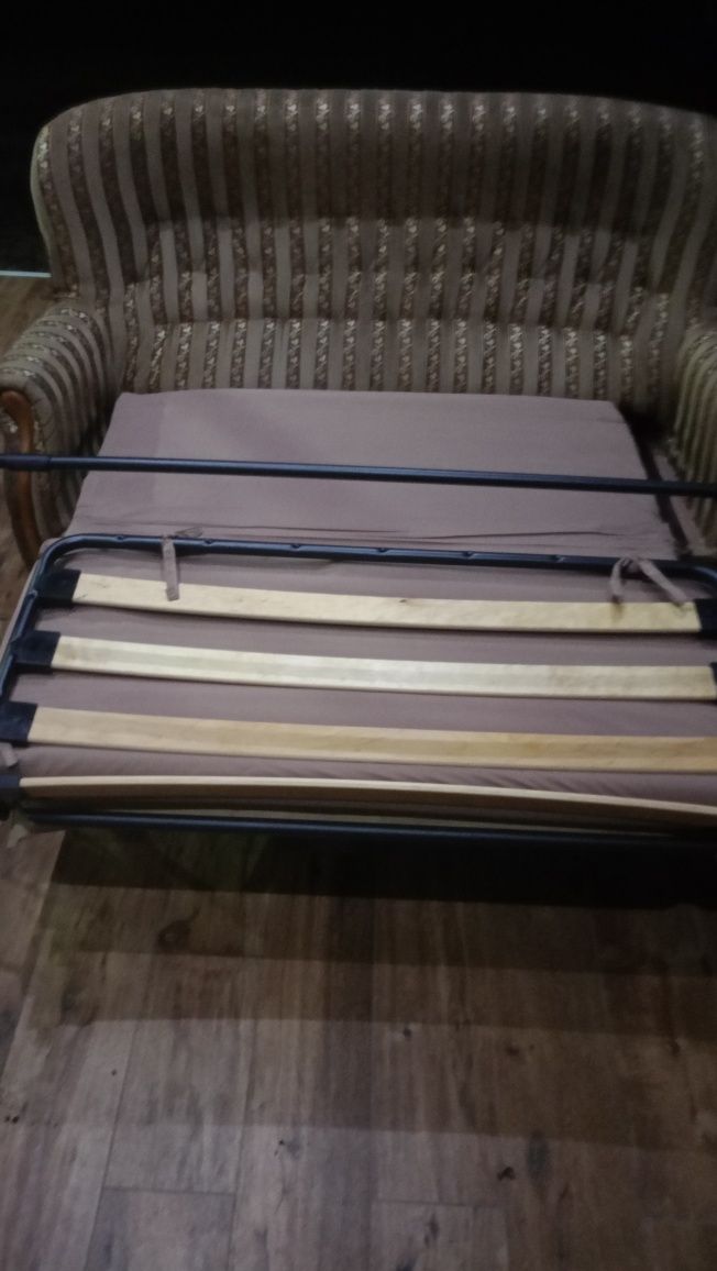 Sofa rozkładana dwu osobowa