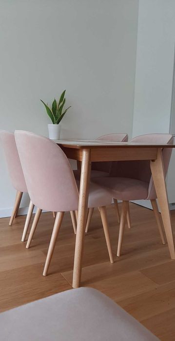 Krzesła tapicerowane