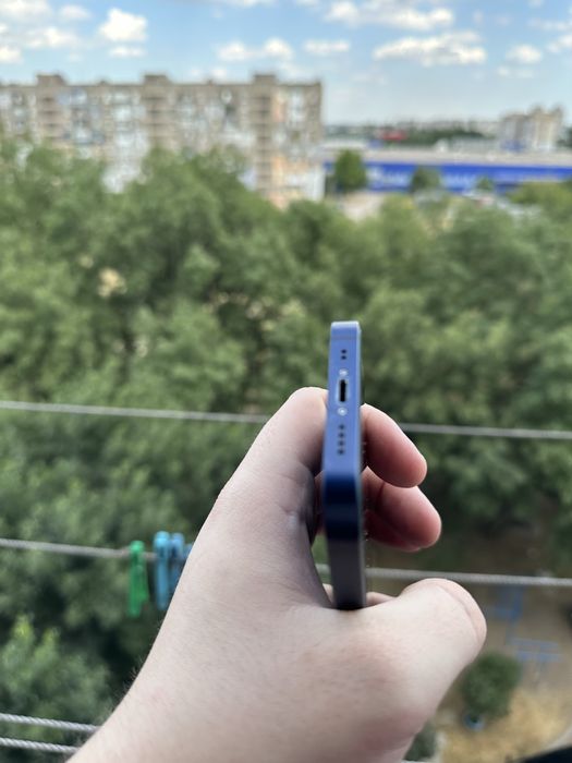 Iphone 12 mini на 128 гіг у гарному стані