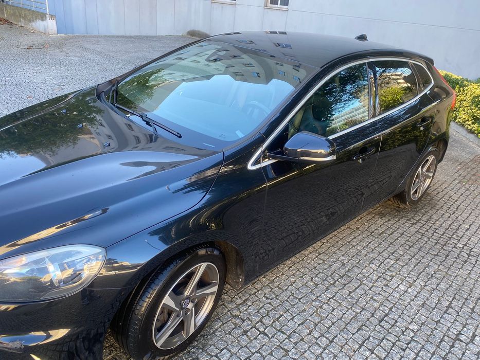 VOLVO V40 2.0 D4 190cv BANCOS PELE
