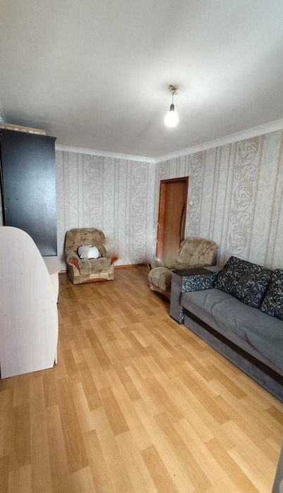 Продам 2 к. із. квартиру, м.Студентська 10 хв