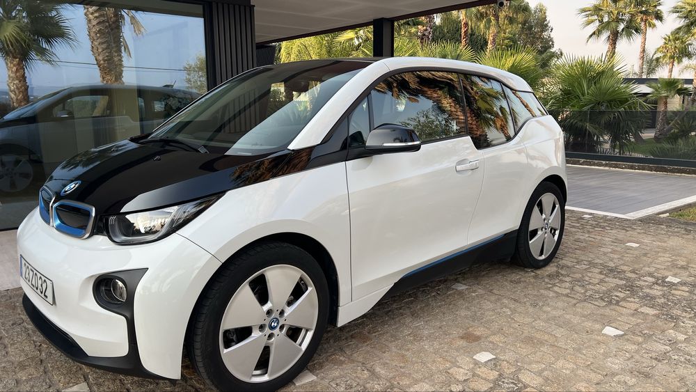 BMW i3 94Ah REx – 2017 impecavel trato financiamento