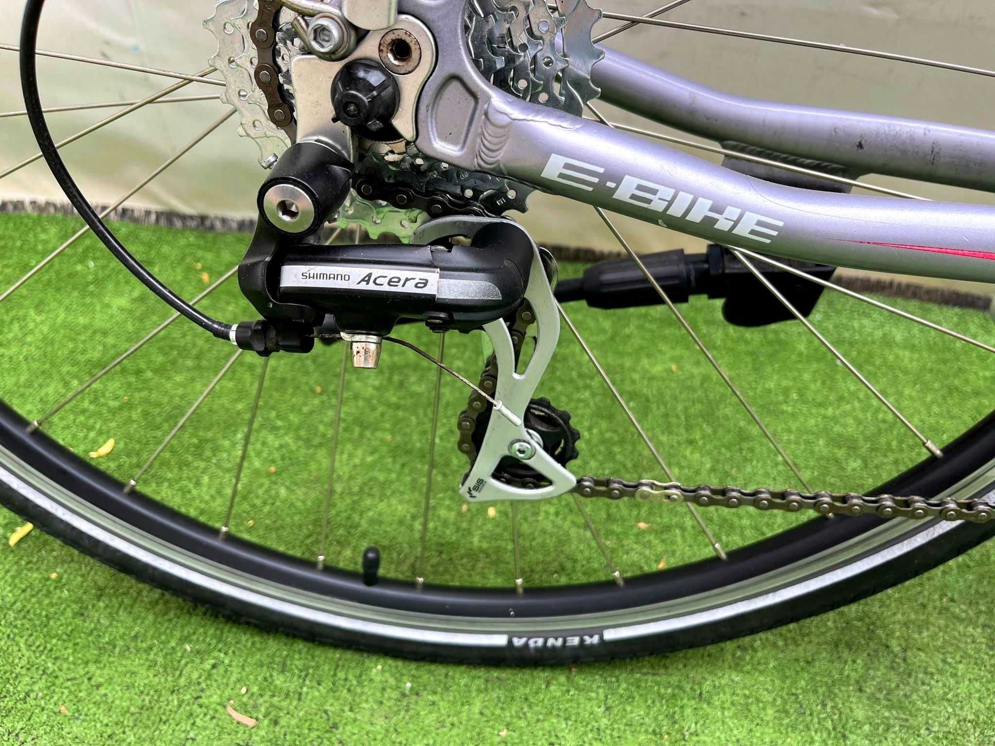 *Elektryczny COMET E-TOTEM* Koła 28" Shimano ACERA BAFANG