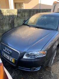 Audi A4 2.0 como novo