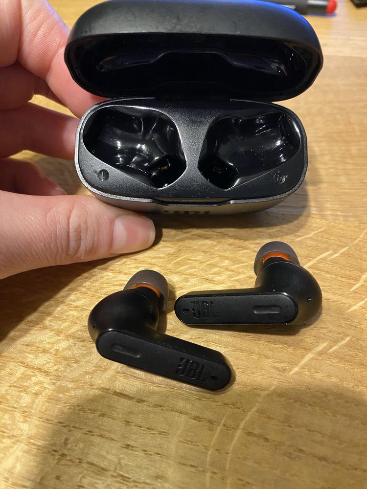 Słuchawki bezprzewodowe JBL Tune 230NC TWS czarne