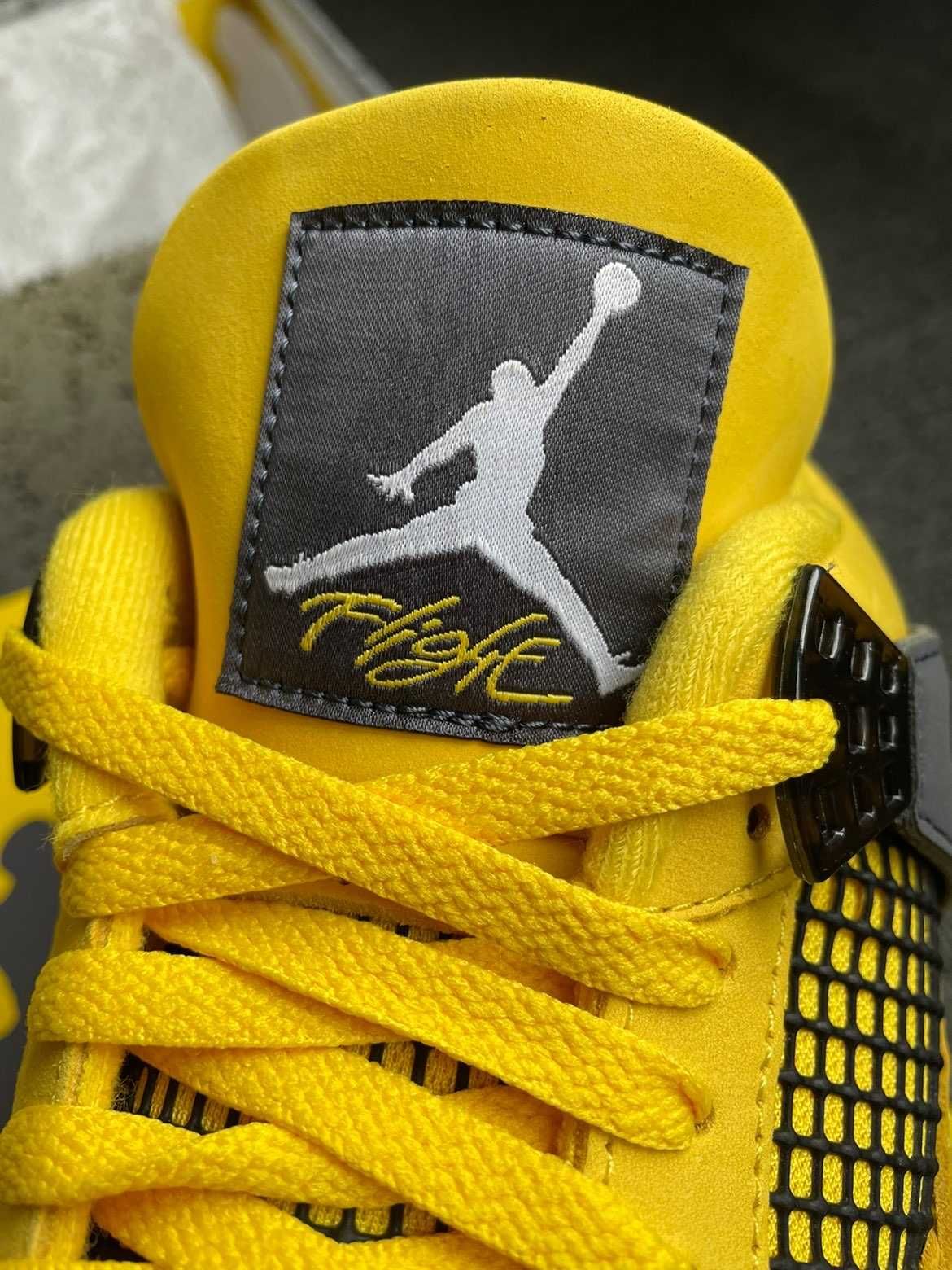 Jordan4Air4RetroLightning UnisexTrampki R.42
