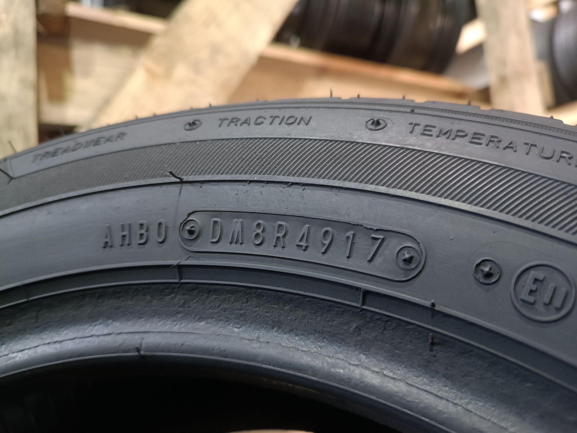 Літні шини FALKEN 185/60 R14 резина Р14