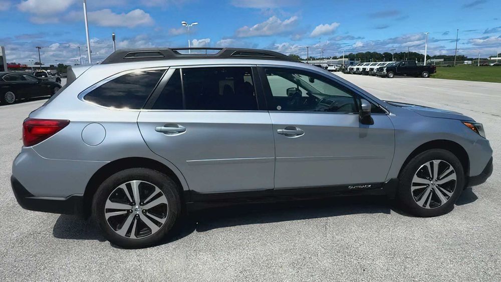 Subaru Outback      2019