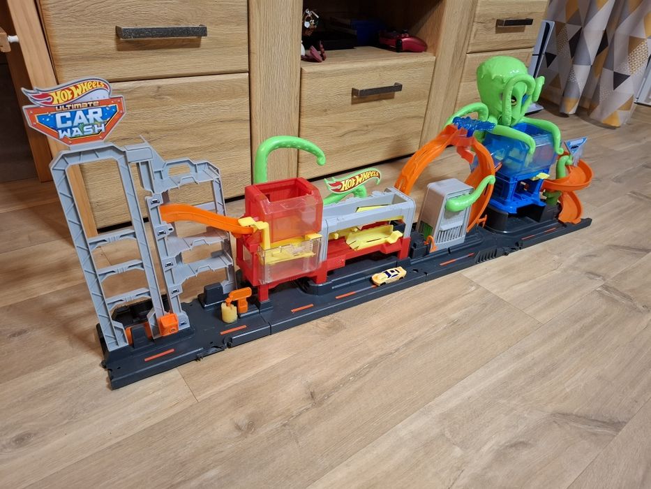 Hot Wheels City. Megamyjnia Atak Ośmiornicy