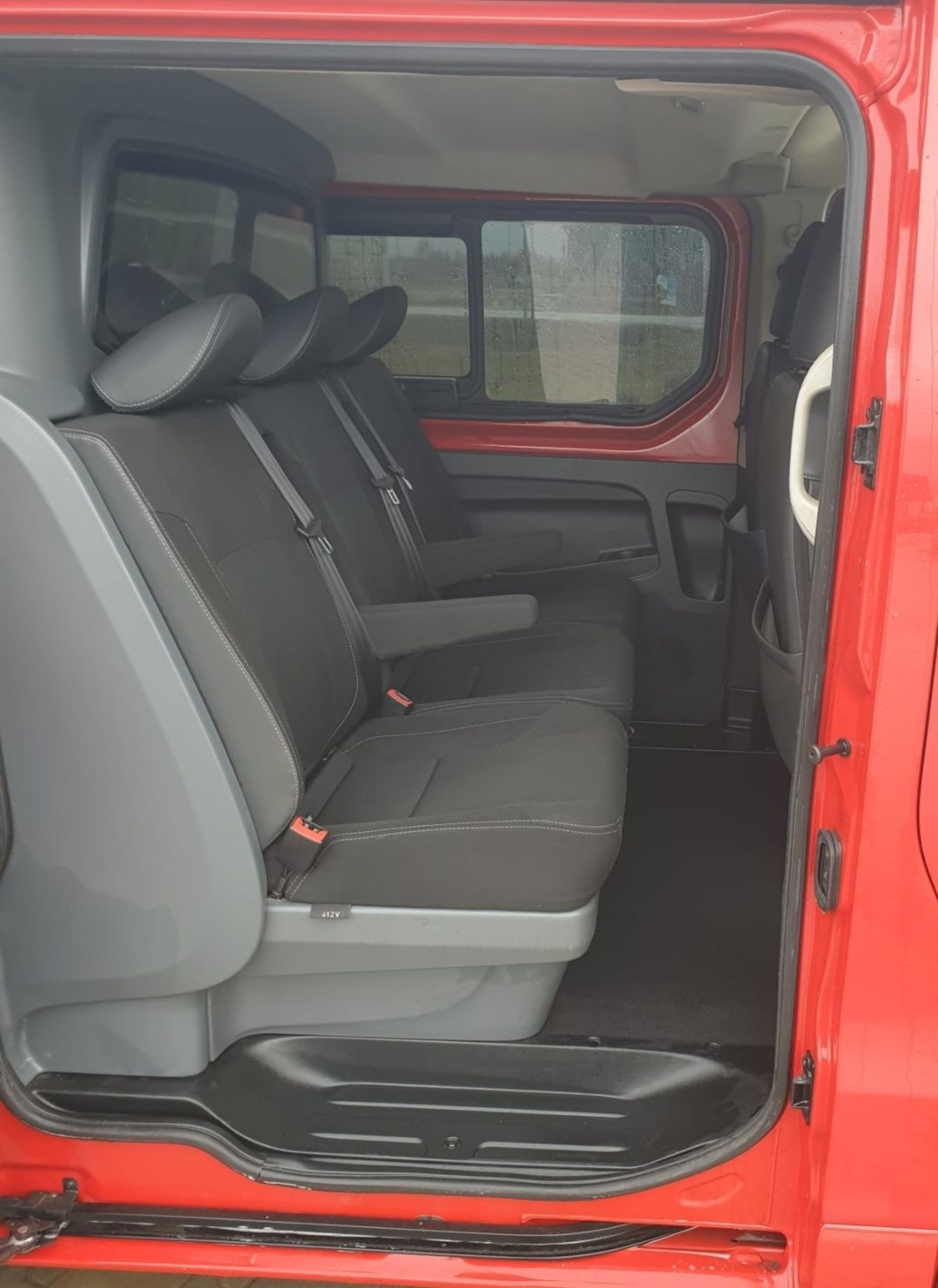 Renault Trafic L2 H1 Lift 2.0 145km Nawigacja Alufelgi Tempomat Zobacz