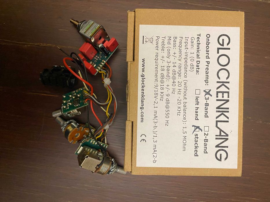 Preamp do basu Gloockenklang 3-band