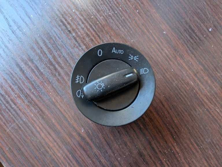 Przełącznik świateł VW Passat B6