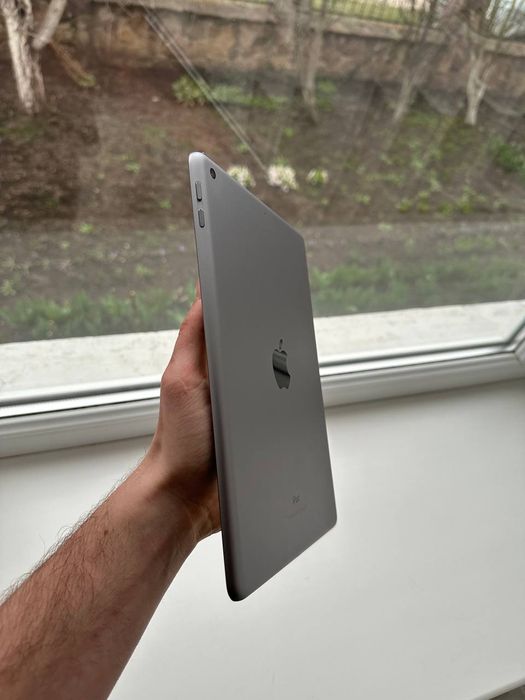 iPad 6 покоління 128Gb Wi-Fi (2018)