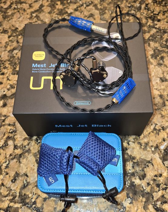 Unique Melody Jet black UM PW Dreamy Custom IEM Cable 4,4mm balanced