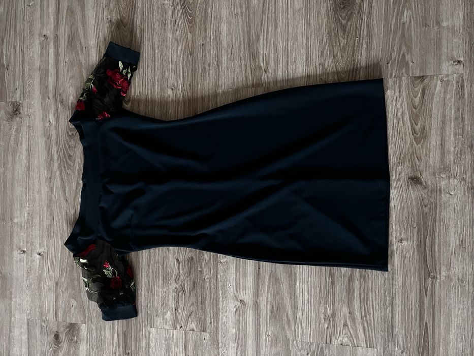 Сукня темно зеленого кольору