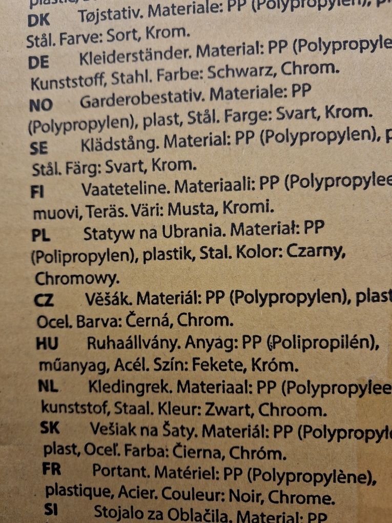 Stojaki na ubrania  nowe