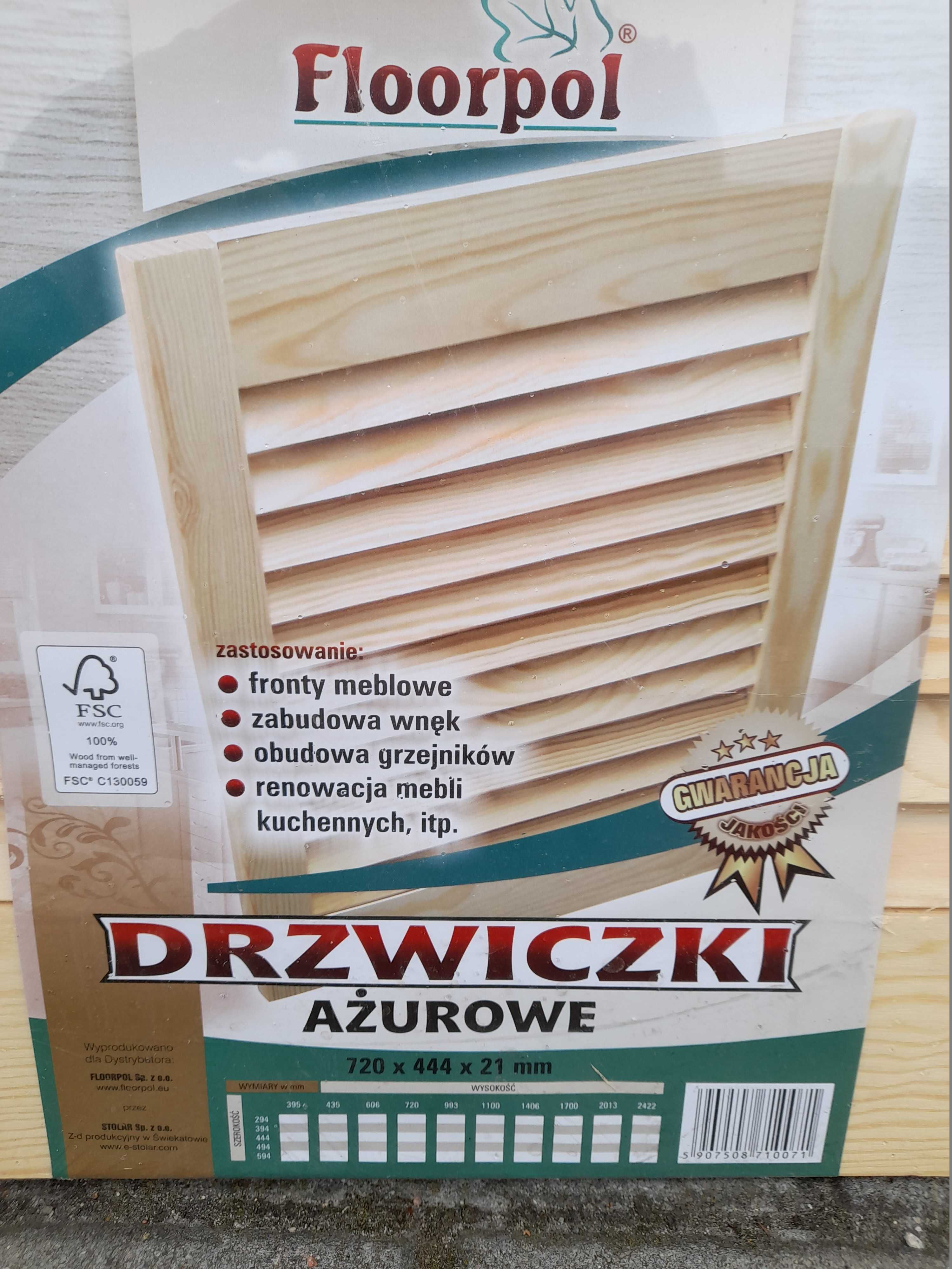 Drzwiczki ażurowe sosnowe, nowe i oryginalnie zapakowane.