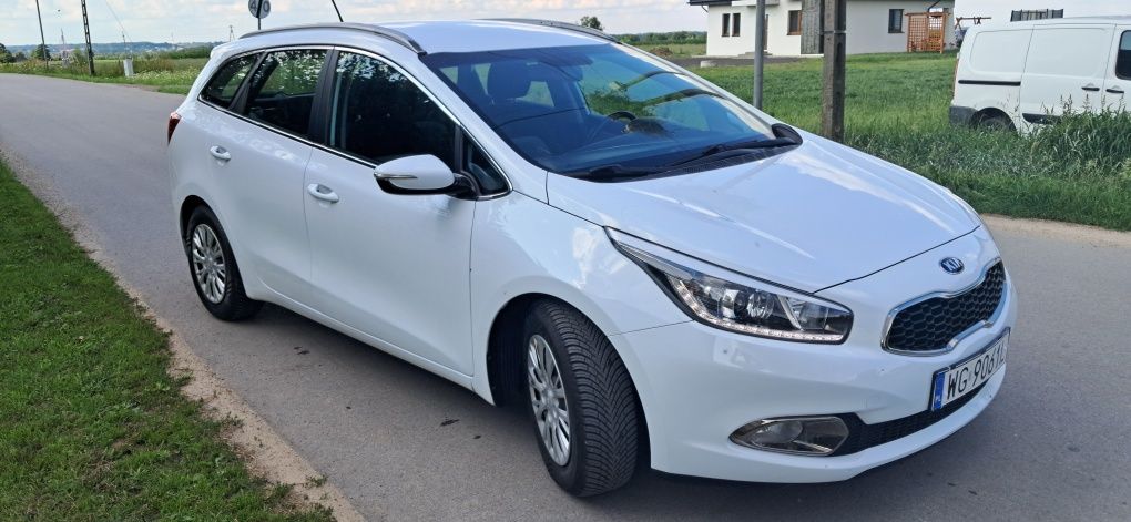Kia ceed 1.6 gdi zarejstrowany kamera cofania