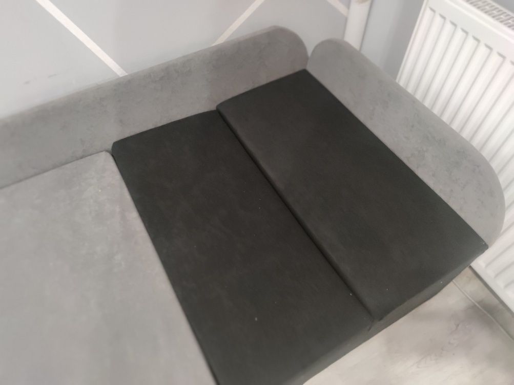 Tapczan dziecięcy czarno-szary kanapa sofa narożnik tapczanik pianka