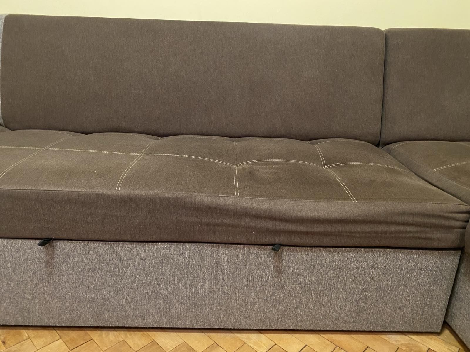 Розкладний кутовий диван