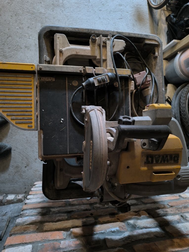 Przecinarka do płytek Dewalt d 24000